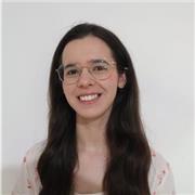 Estoy graduada en Estudios Ingleses y en el Máster de Profesorado de Secundaria en la UCLM